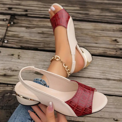 Elegante und bequeme Sandalen mit Absatz