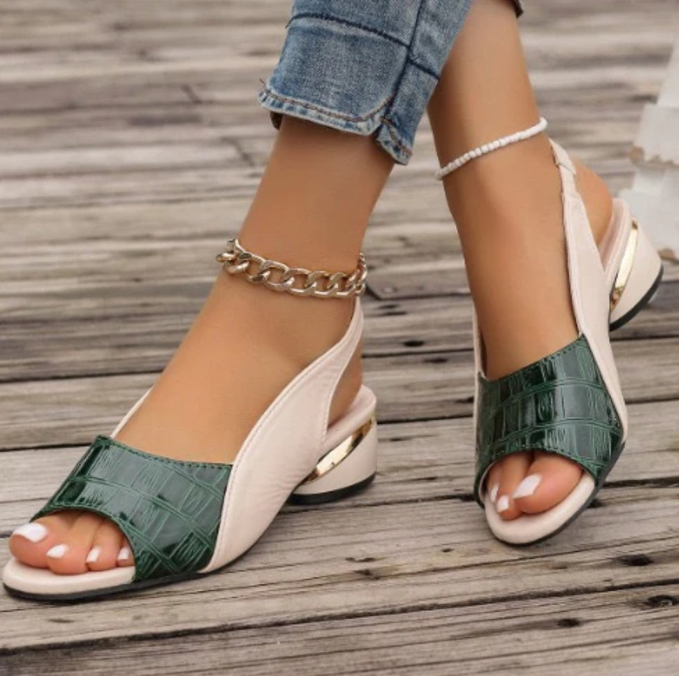 Elegante und bequeme Sandalen mit Absatz
